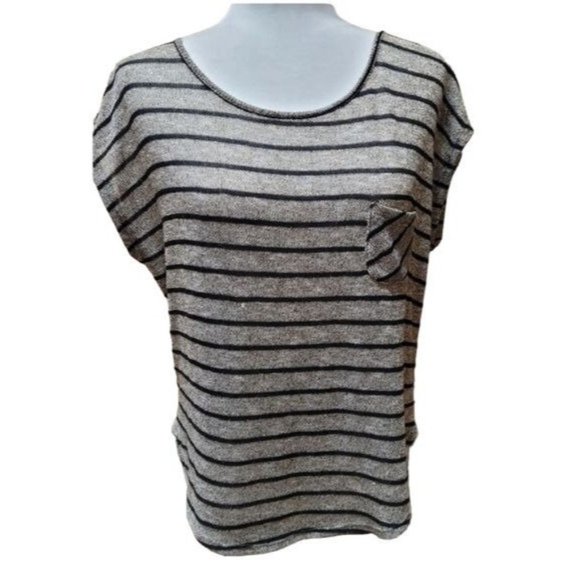 one clothing Tops - One Clothing Women's Size Medium Loose Fit Metallic Bouse Black Gold